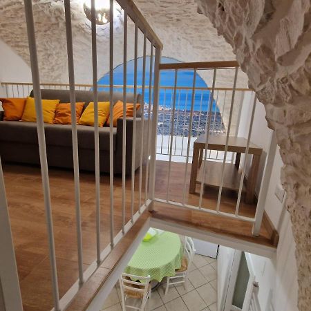 Вилла Casa Scheledd Чистернино Экстерьер фото