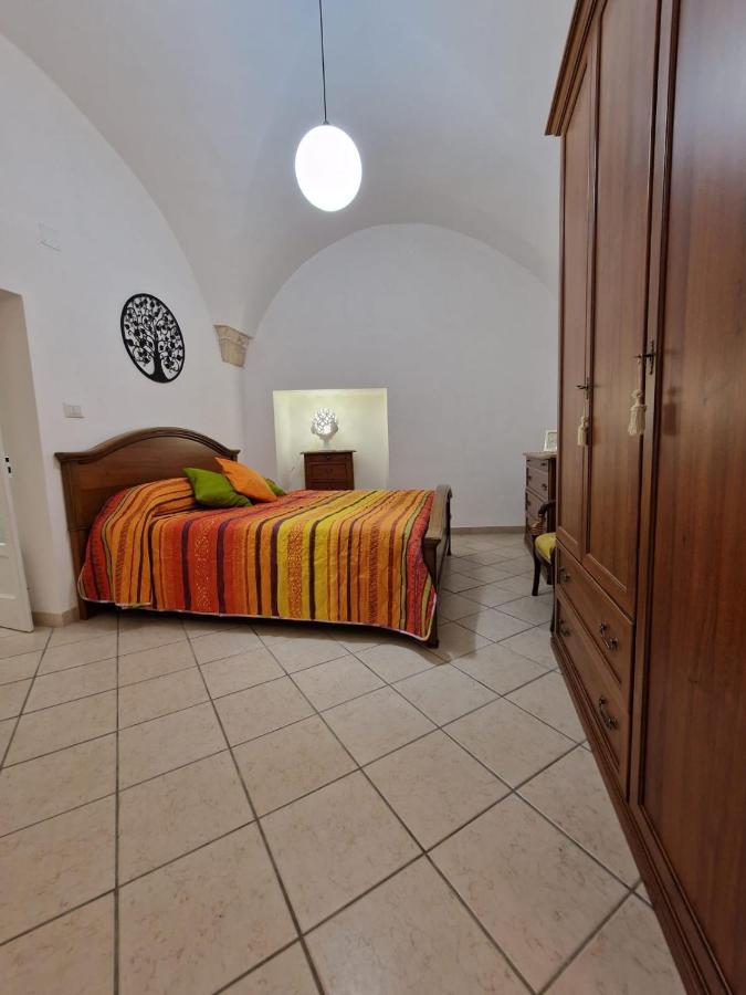 Вилла Casa Scheledd Чистернино Экстерьер фото
